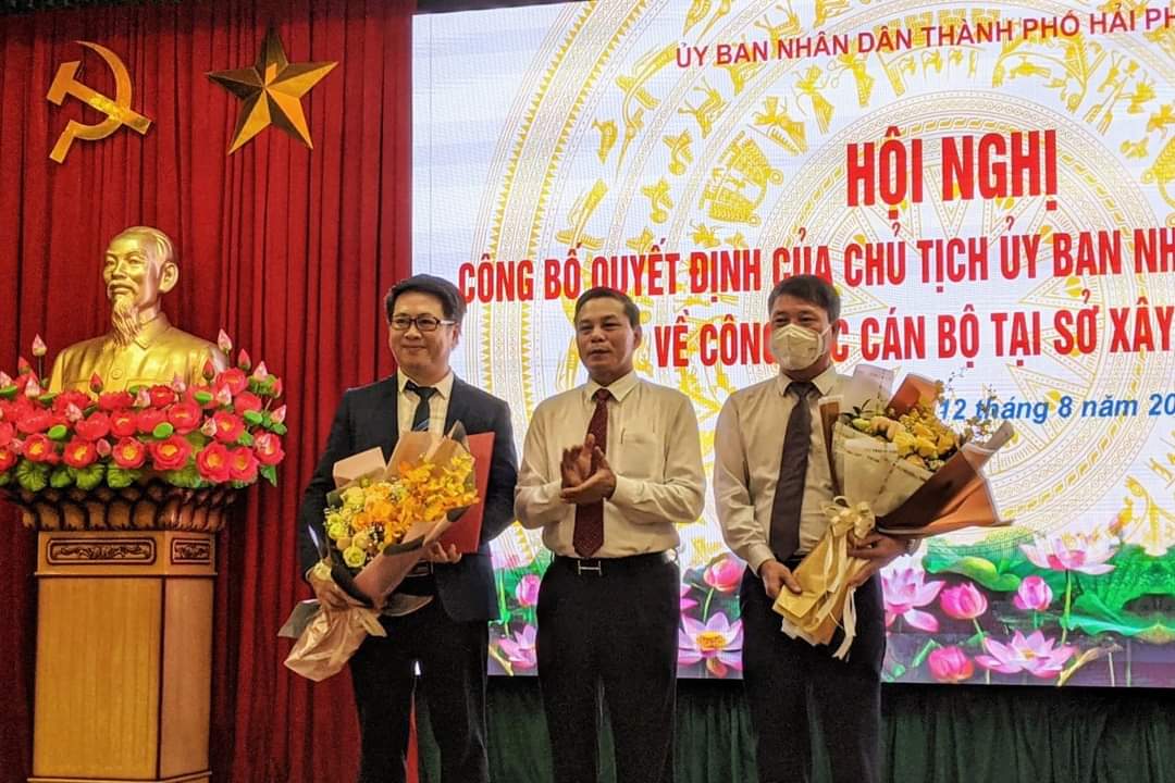 Trường Đại học Xây dựng chúc mừng ông Nguyễn Thành Hưng - CSV Khóa 36 Khoa Kiến trúc và Quy hoạch được bổ nhiệm làm Giám đốc Sở Xây dựng TP Hải Phòng