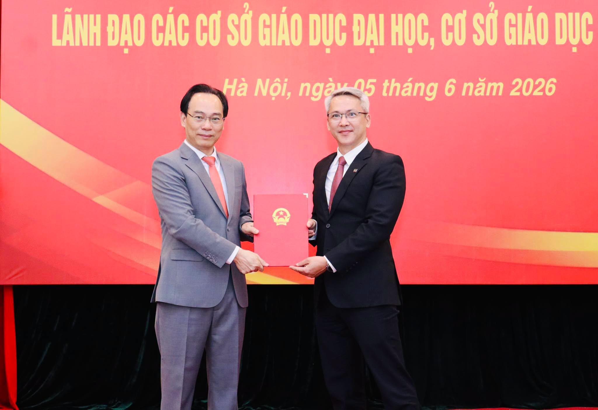 bo-nhiem-6.jpg