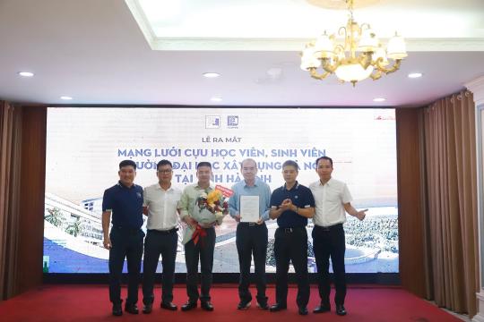 Lễ ra mắt Mạng lưới Cựu sinh viên, học viên Trường Đại học Xây dựng Hà Nội tại Hà Tĩnh