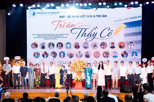🎓 K41 – 30 NĂM NGÀY NHẬP TRƯỜNG: “MỘT NGÀY TRỞ VỀ” 🏫