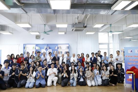 ✨ NGÀY SÁCH VÀ VĂN HÓA ĐỌC VIỆT NAM 21/4/2026 – DẤU ẤN TỪ NHỮNG NGƯỜI CON HUCE 🌱